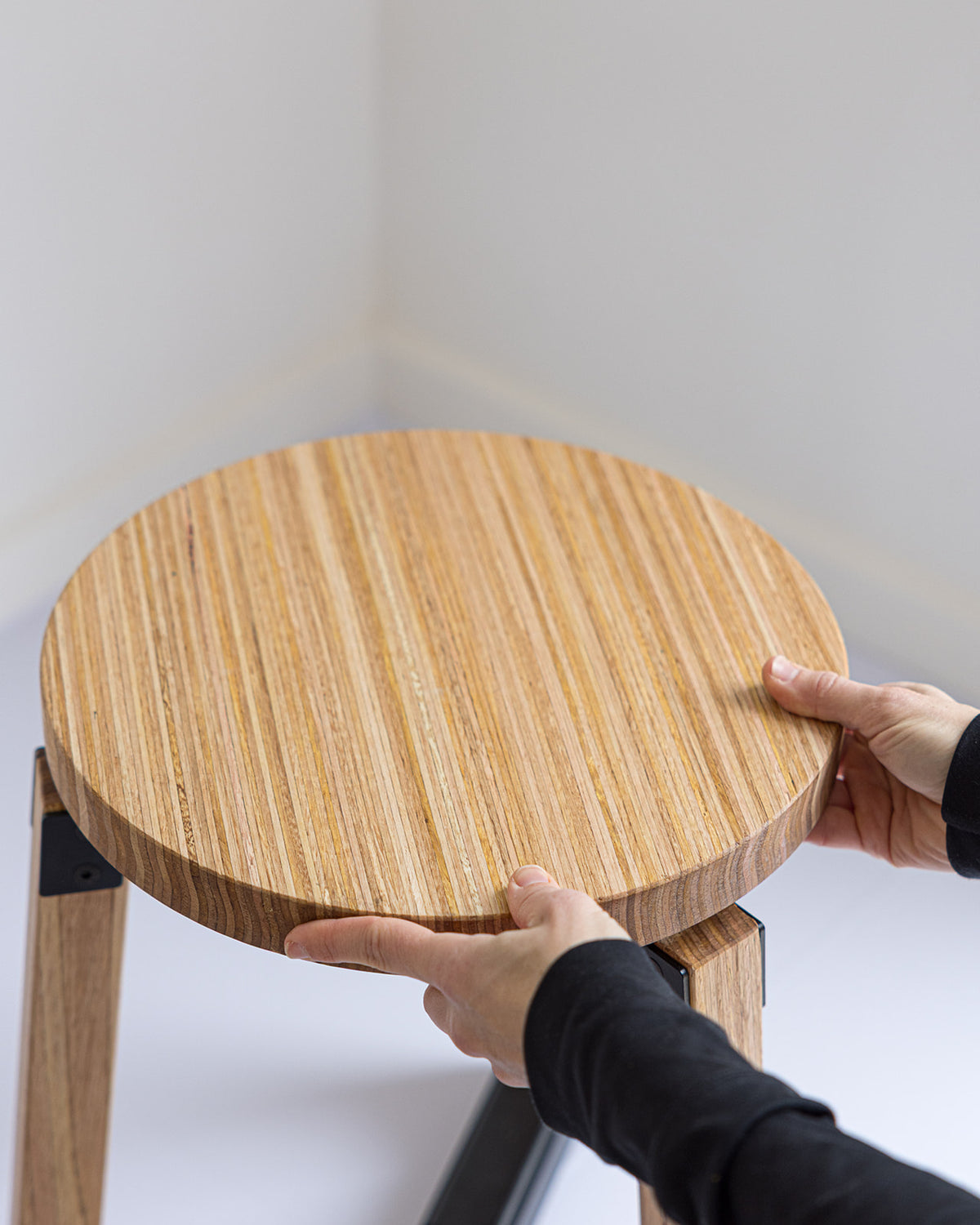 Stay Stool 